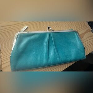 Hobo Kiss Lock Zipper Pouch Teal Clutch Wallet
